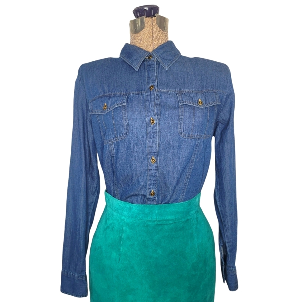 Lee Riders button down denim shirt size Medium